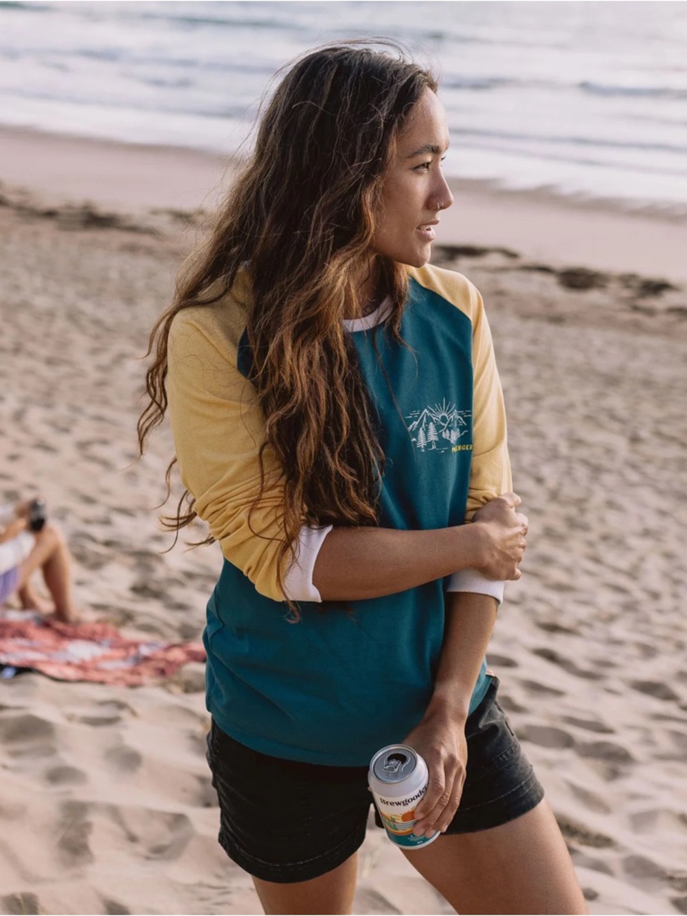 Women's Teal & Yellow Long-Sleeve Tee